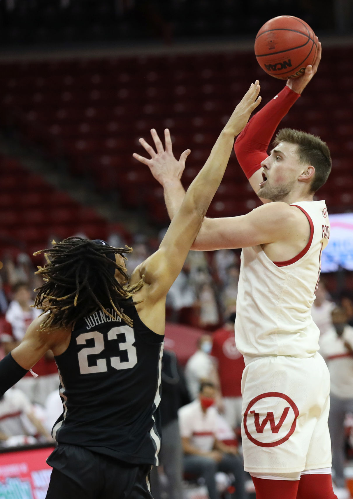 UW 71, Minnesota 59